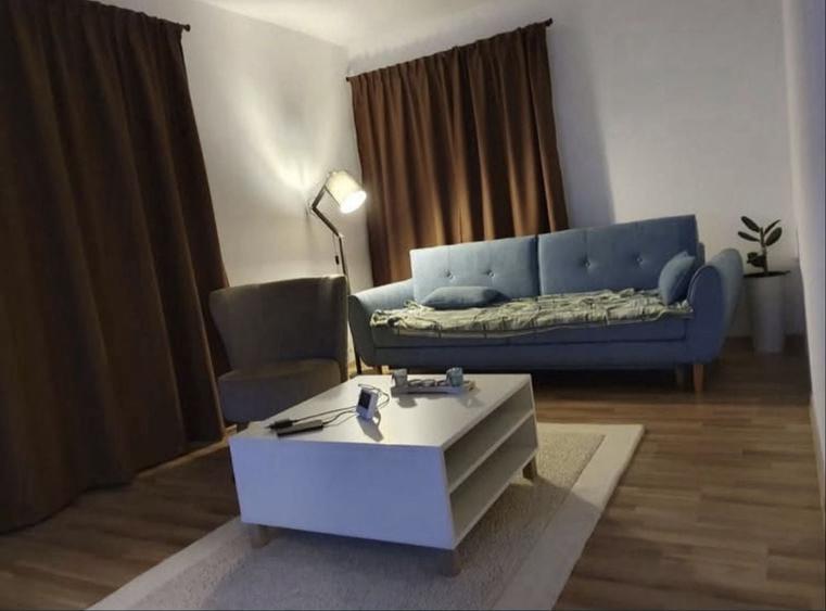 Apartament cu 2 camere semidecomandat în Bună Ziua