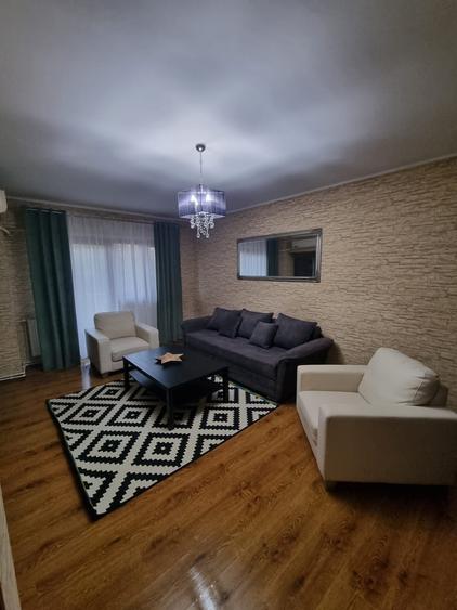Apartament cu 2 camere decomandat în Ultracentral