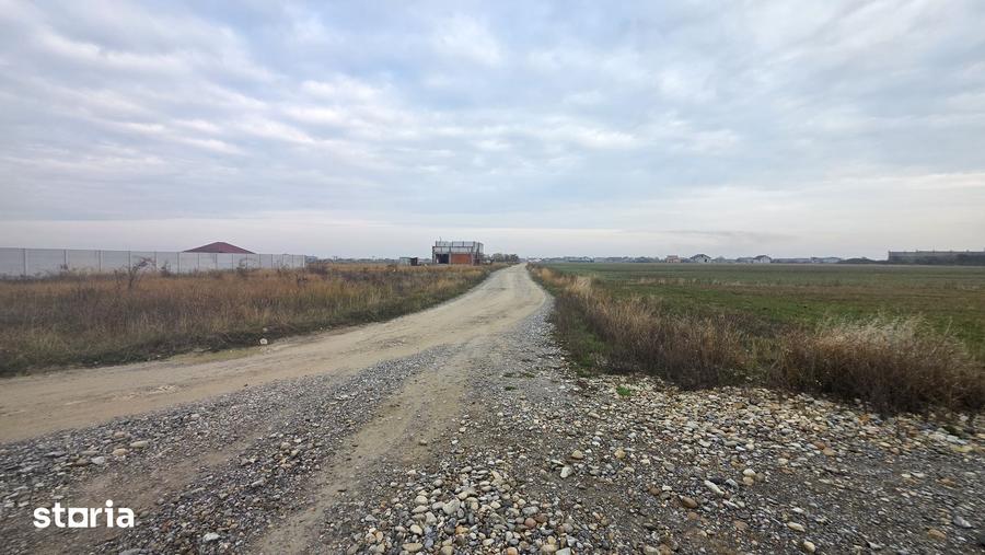Teren de 500 mp, în Sânmartin