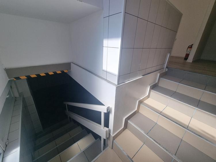 Spațiu comercial, de 120 mp, în Aviației