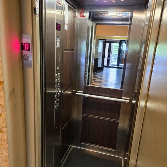 Apartament cu 2 camere circular în Universitate