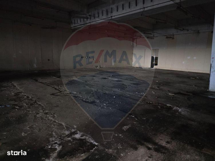 Spațiu comercial, de 10,000 mp, în Nord