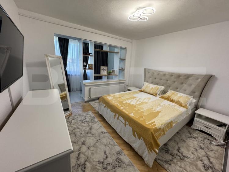 Apartament cu 3 camere decomandat în 1 Mai
