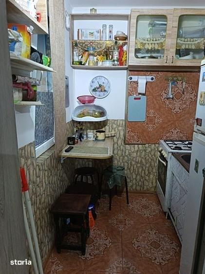Vand apartament semidecomandat 2 camere - 4