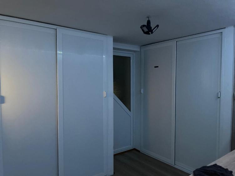 Casă individuală cu 4 camere cu Garaj în Albota