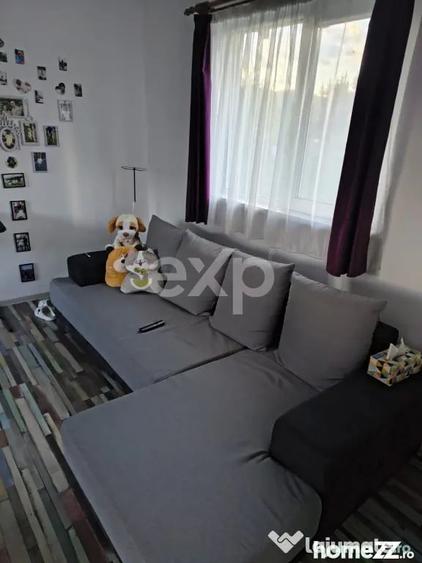 Casă cu 3 camere cu Teren 1071 Mp în Brădetu
