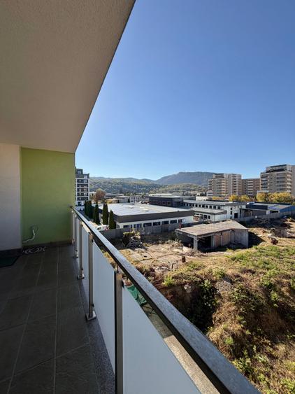 Apartament cu 2 camere decomandat în Astra
