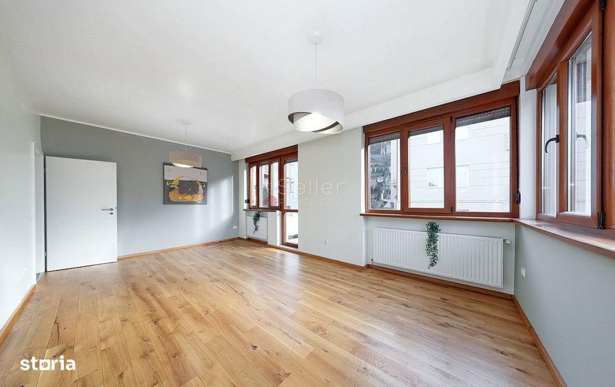 Apartament cu 4 camere în Central