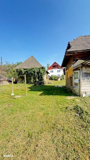 Casă cu 2 camere cu Teren 1400 Mp în Groși
