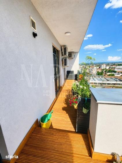 Apartament cu 4 camere decomandat în Central
