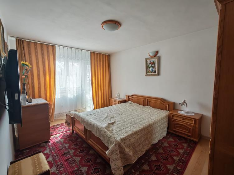 Casă individuală cu 6 camere cu Teren 400 Mp în Breaza