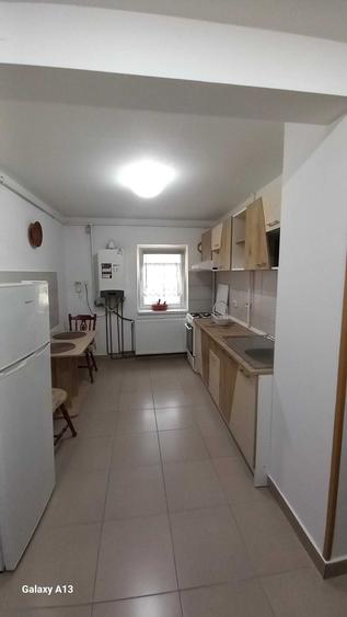 Inchiriere apartament cu 2 camere etajul 2 Zona Strand . - 2
