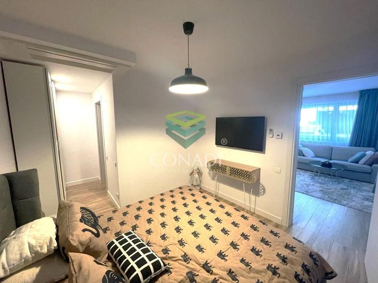 Apartament cu 3 camere semidecomandat, mobilat în Titulescu