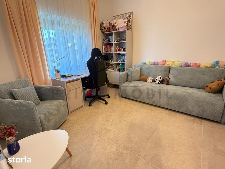 Casă cu 4 camere cu Teren 500 Mp în Holboca