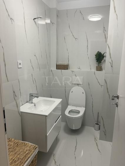 Apartament cu 3 camere decomandat, mobilat în Florești