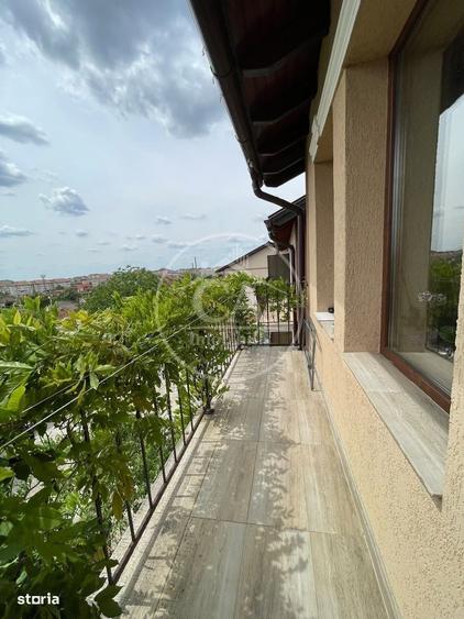 Casă cu 3 camere în Rogerius