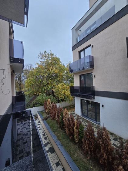 Apartament cu 2 camere în Străulești