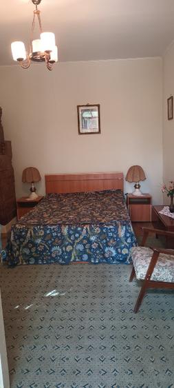 Casă cu 5 camere cu Teren 1500 Mp în Licuriciu