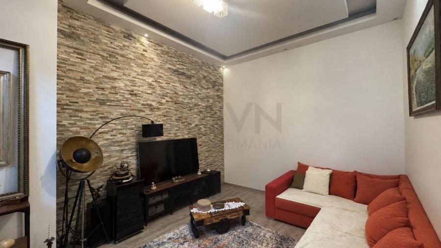 Casă individuală cu 5 camere în P-ța Romană
