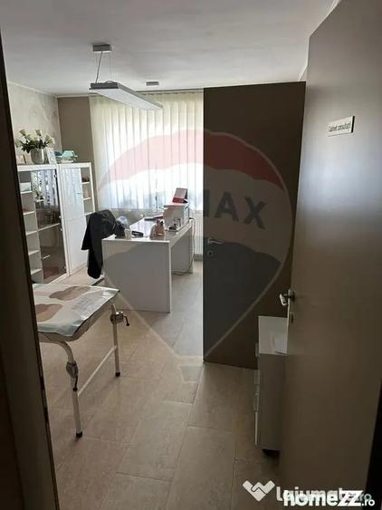 Spațiu comercial, de 42 mp, în Central