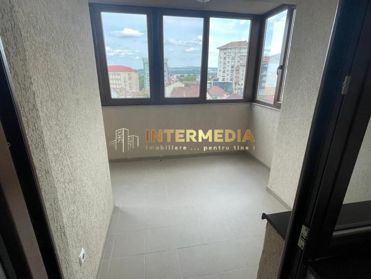 Apartament cu 2 camere, mobilat în Ultracentral