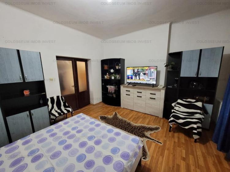 Apartament cu 2 camere decomandat în Craiter
