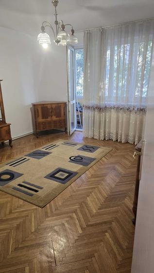 Apartament cu 3 camere decomandat în Gheorgheni
