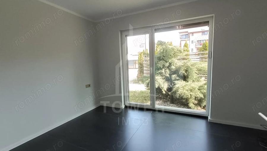Casă cu Teren 50 Mp în Central