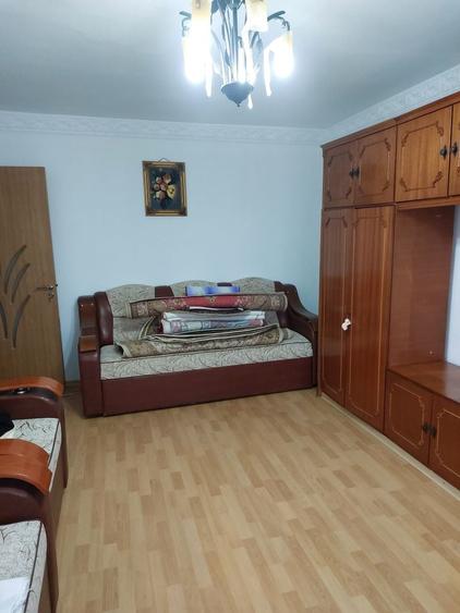 Apartament cu 2 camere decomandat în Dacia