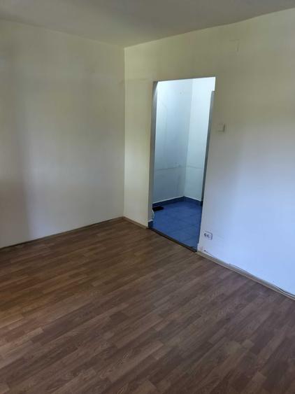 Garsonieră semidecomandată, mobilată în Lăpuș