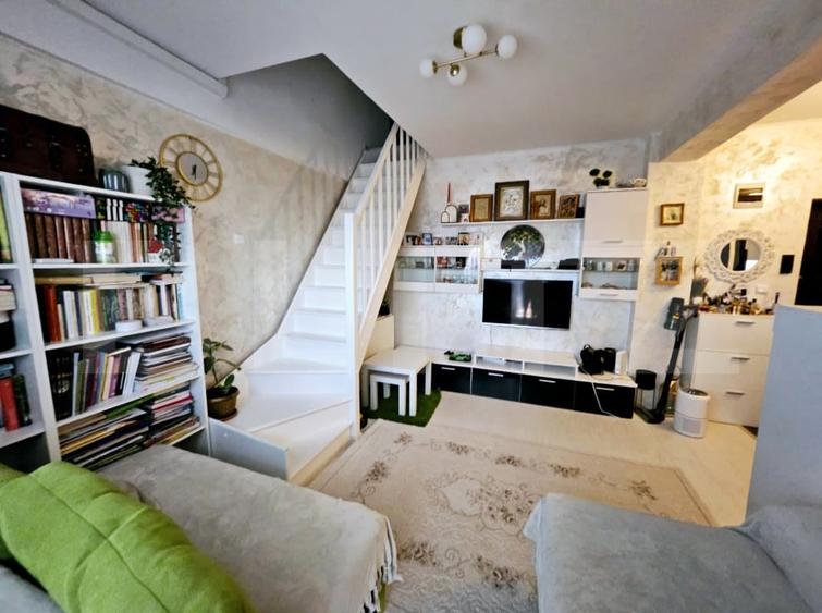 Apartament cu 3 camere decomandat, mobilat în Periferie
