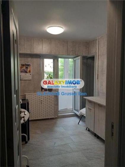 Apartament cu 3 camere decomandat în Unirii