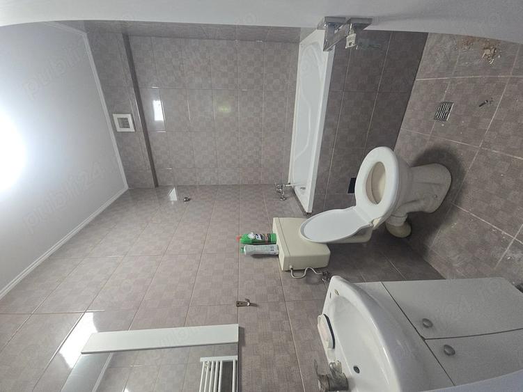 Apartament cu 2 camere decomandat în Dobroești