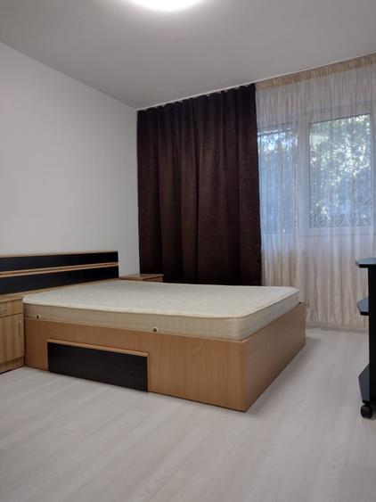 Apartament cu 2 camere decomandat în Militari