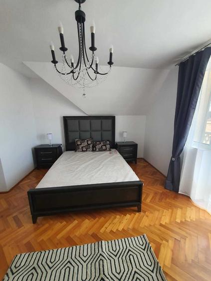 Inchiriere casa la curte - 2