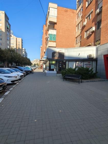 Spațiu comercial, de 111 mp, în Exterior Vest
