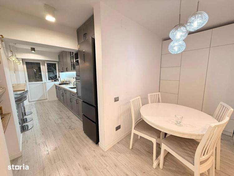 Apartament cu 5 camere decomandat în Dorobanți