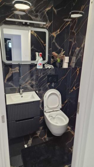 Apartament cu 3 camere decomandat în Alexandru cel Bun