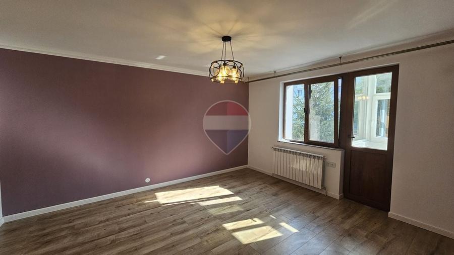 Apartament cu 2 camere decomandat, mobilat în Dărmănești
