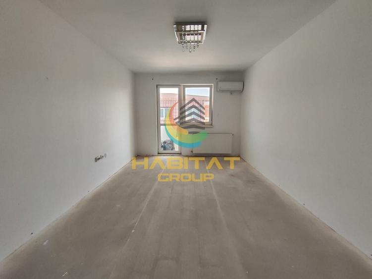 Apartament cu 3 camere decomandat în Berceni