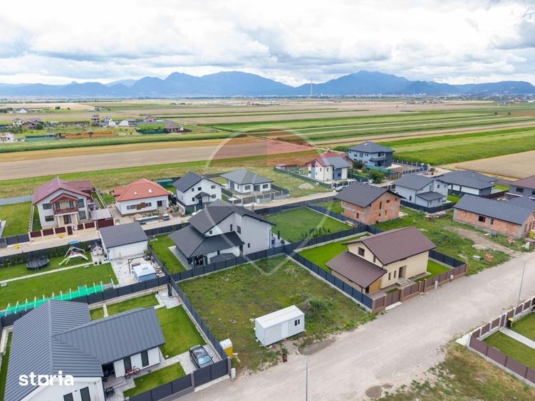Casă cu 4 camere cu Teren 630 Mp în Hărman