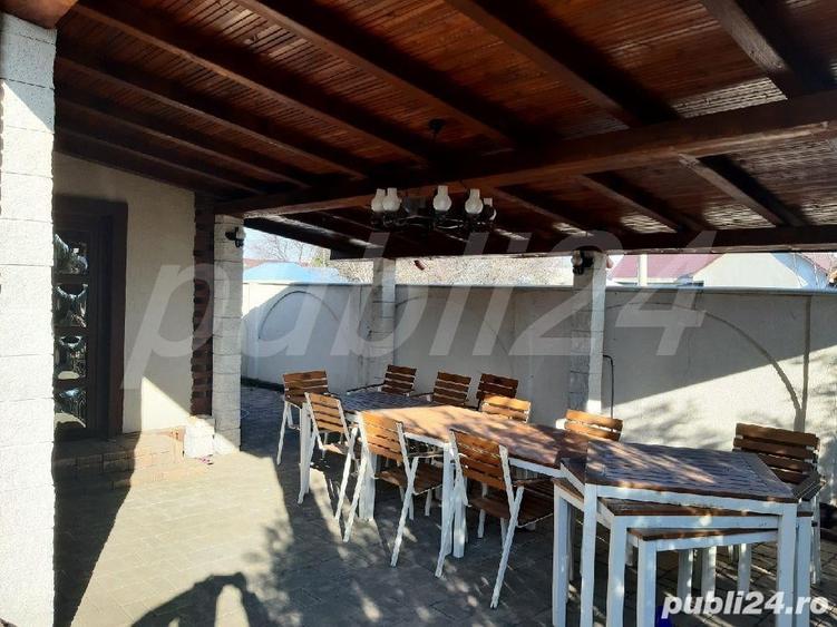 Casă cu 6 camere în Râmnicu Sărat