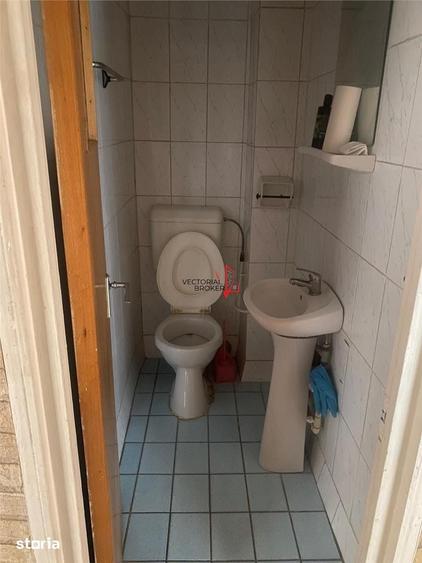 4 camere decomandat, etaj intermediar Piata Delfinului - 4