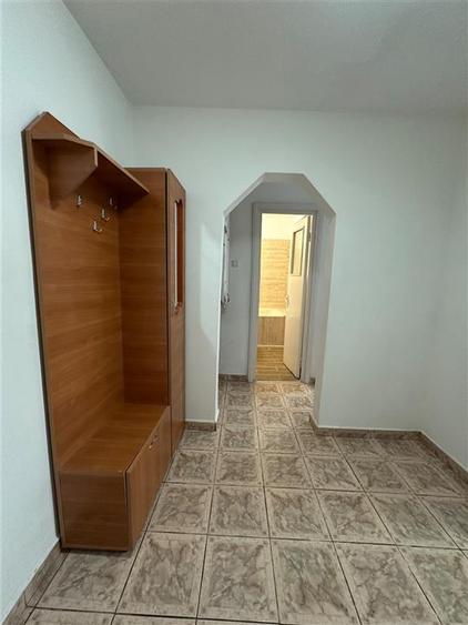Apartament cu 2 camere decomandat în Dacia