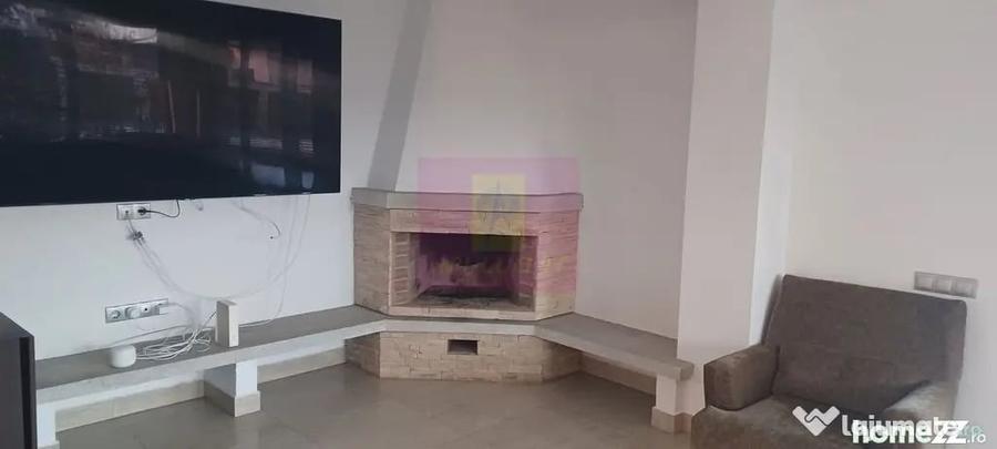 Casă cu 7 camere cu Teren 508 Mp în Săbăreni
