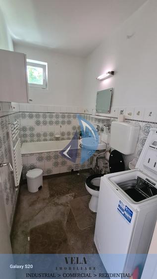 Apartament cu 4 camere în Semicentral