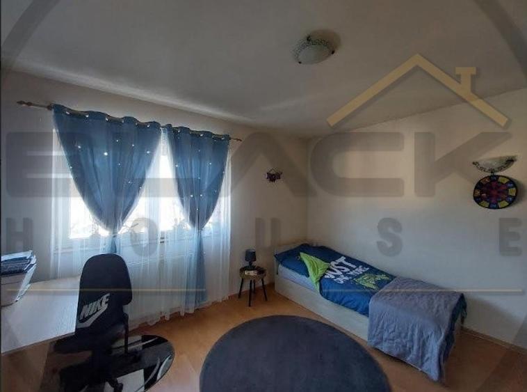 Duplex cu 3 camere cu Canalizare în Gilău