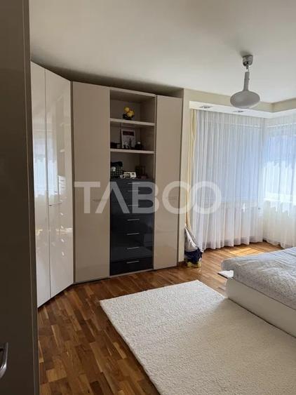 Apartament cu 3 camere decomandat, mobilat în Andrei Mureșanu