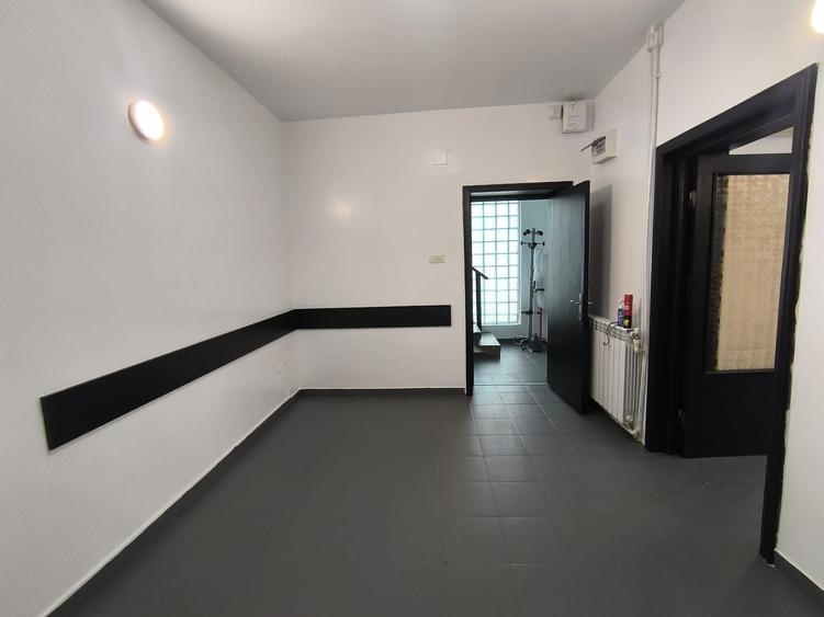 CENTRU PIATA UNIRII(cod03) - Birouri luminoase cu terasa ! - 8