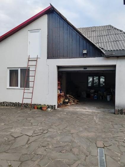 Casă individuală cu 3 camere cu Canalizare în Central